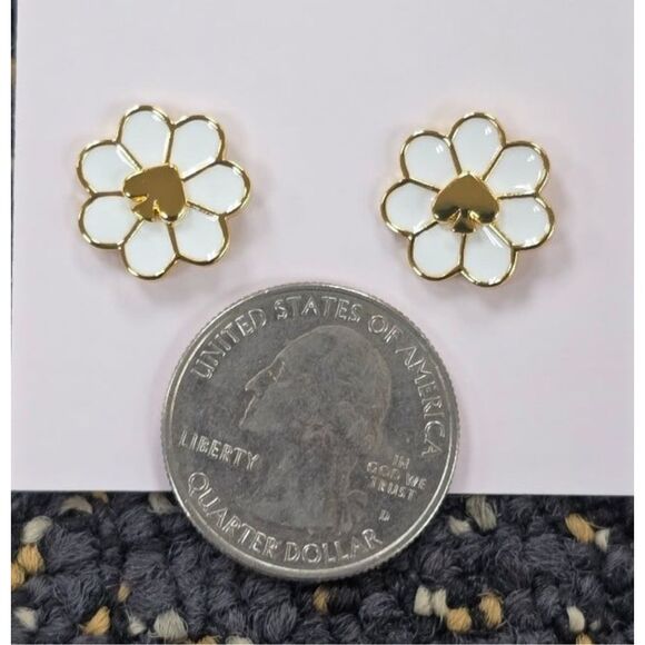 Kate Spade NWT necklace and earrings set - Daytripper white and gold flower - Picture 6 of 12